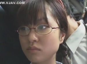 Ultra-kinky Asian model Mizuki Akiyama,